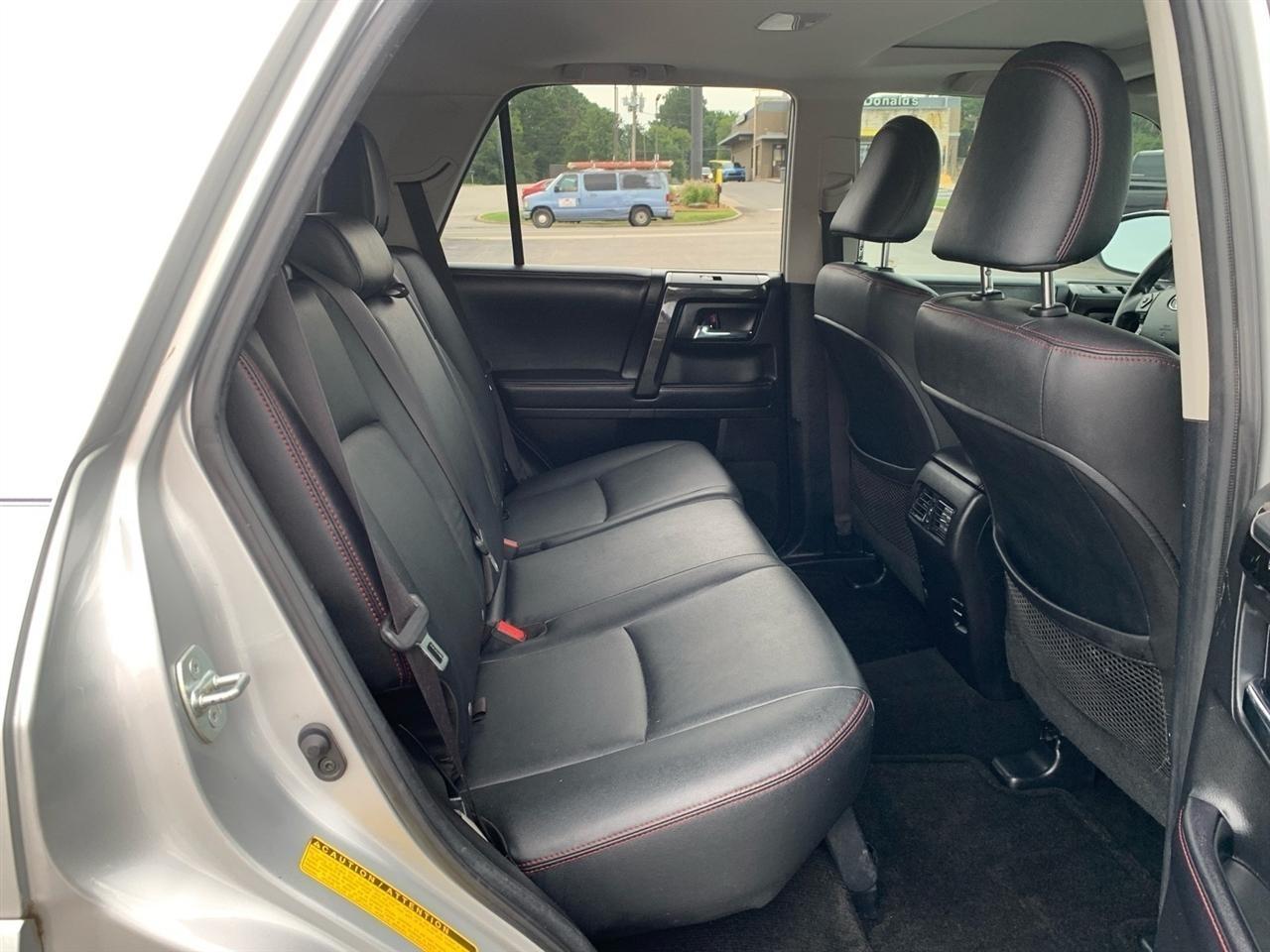 Toyota 4Runner  2016