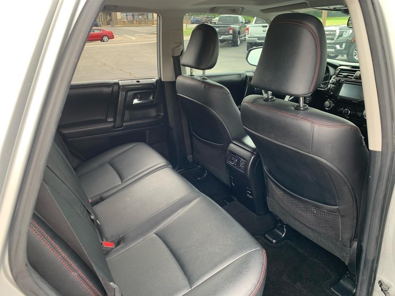 Toyota 4Runner  2016
