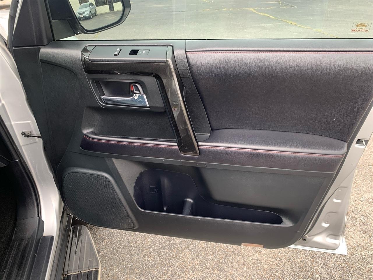 Toyota 4Runner  2016