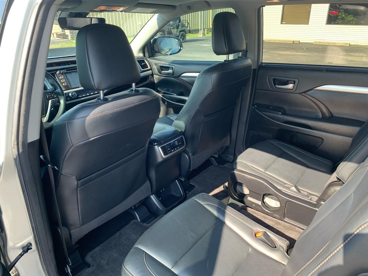Toyota Highlander  2018