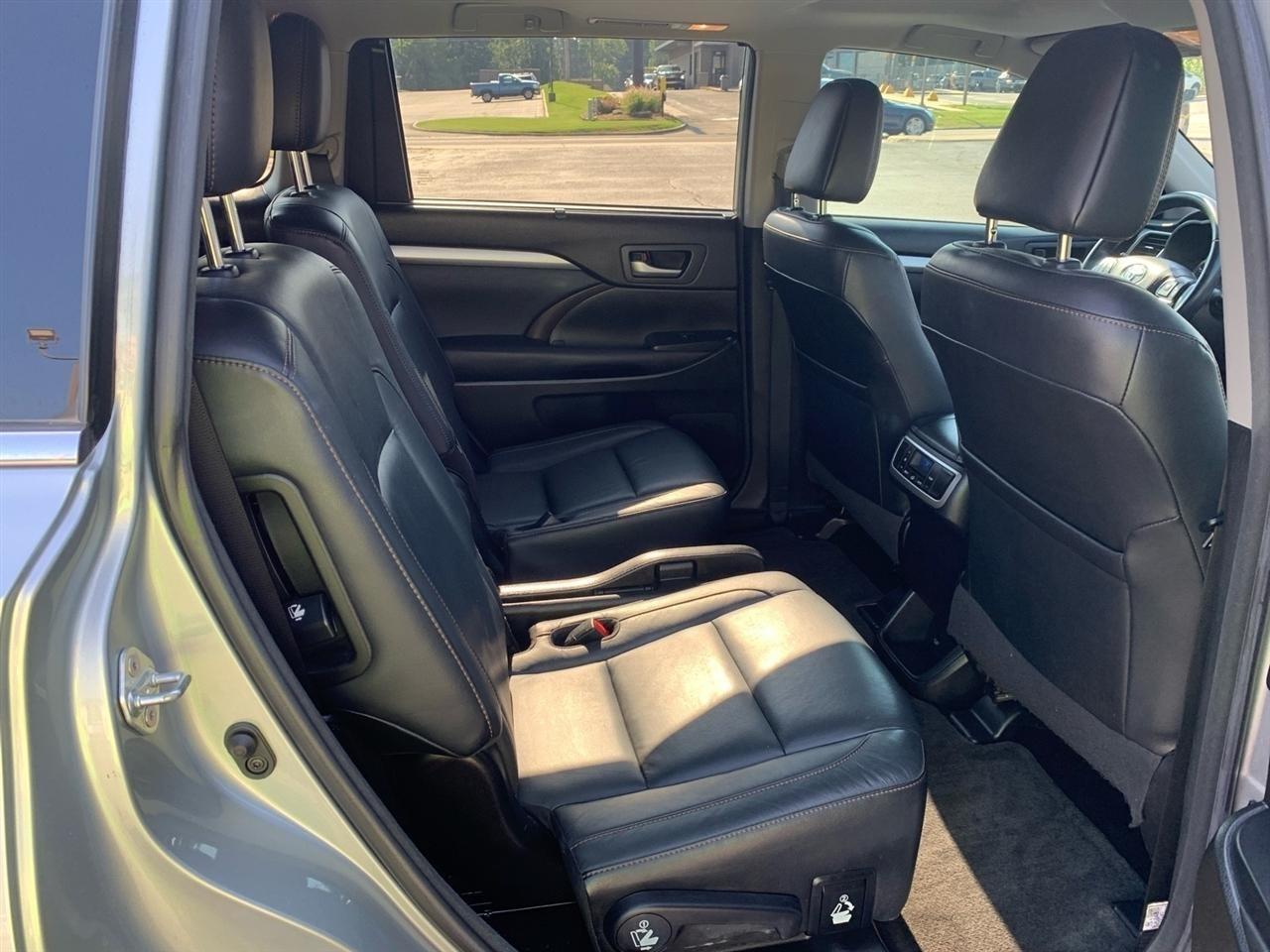 Toyota Highlander  2018