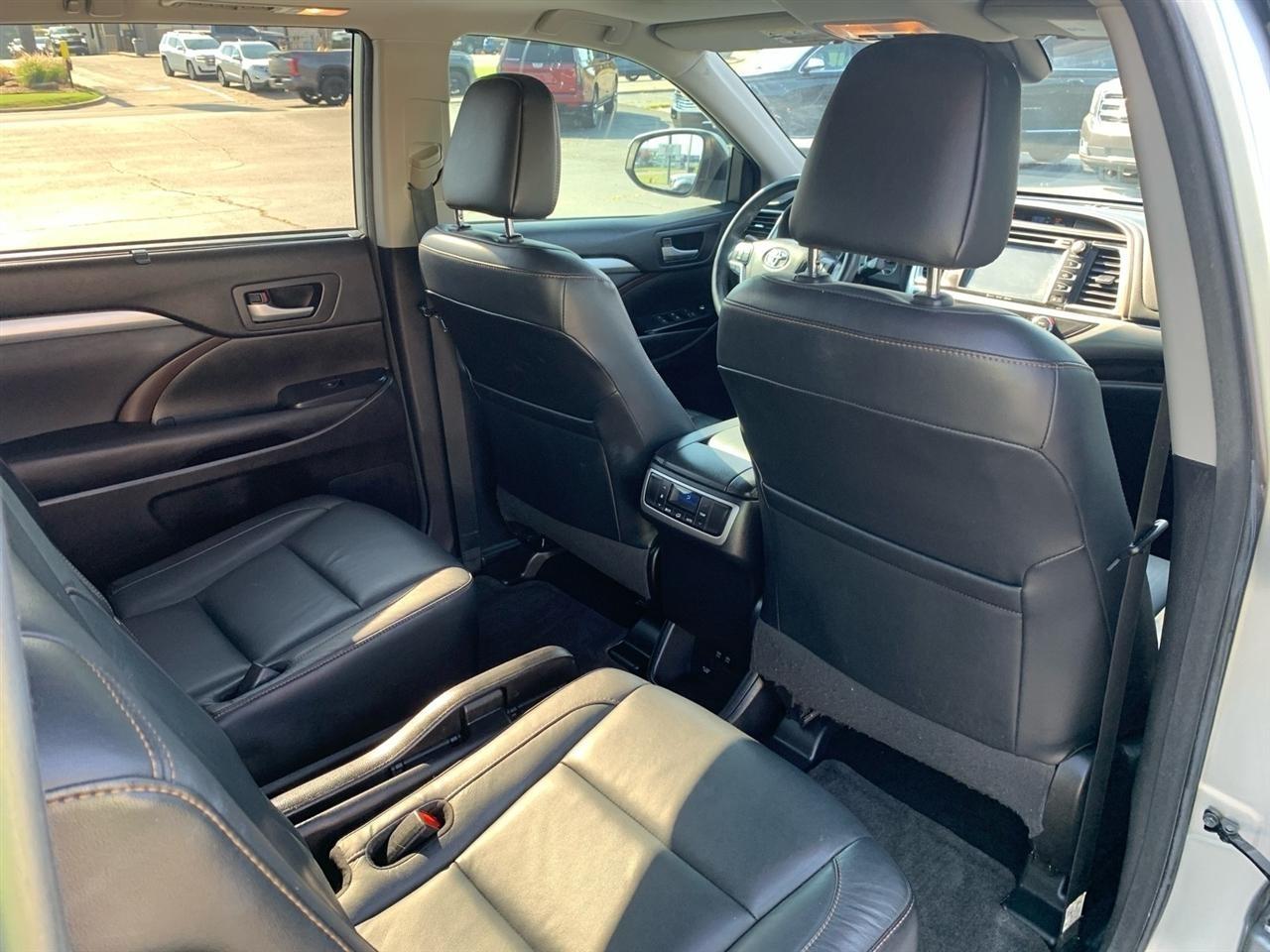 Toyota Highlander  2018
