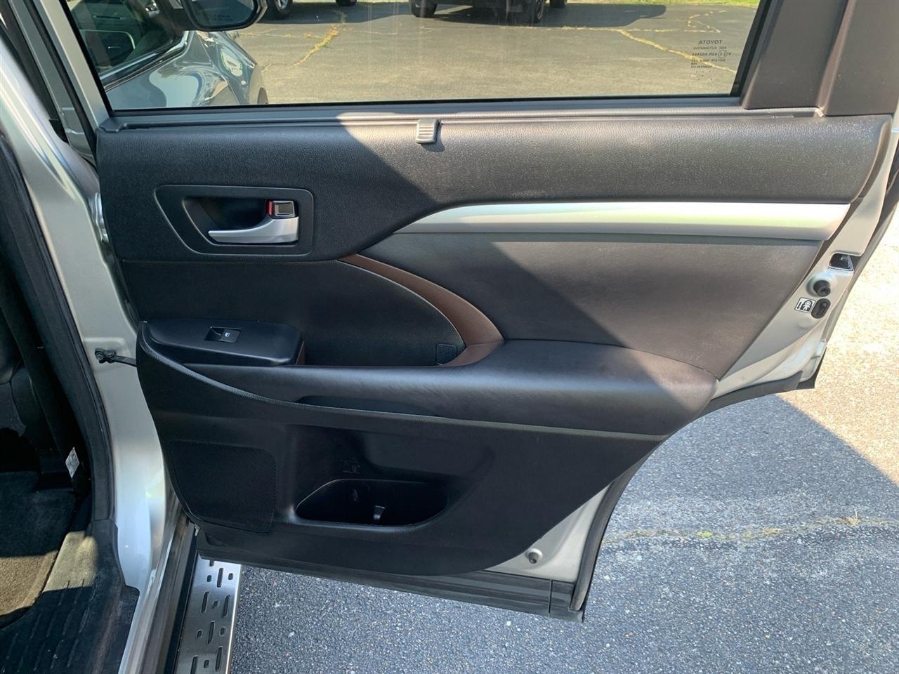 Toyota Highlander  2018