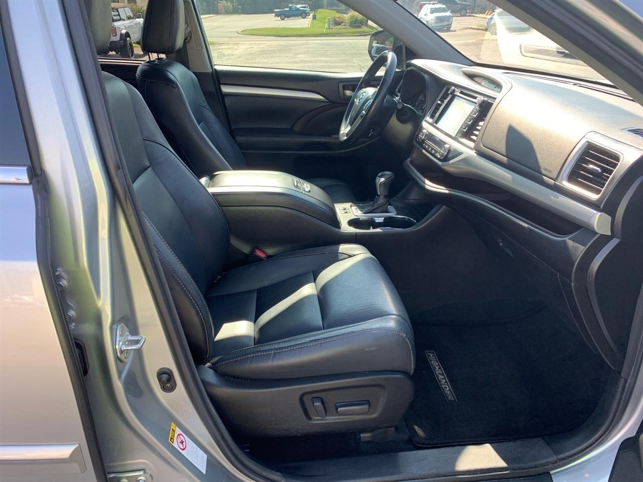Toyota Highlander  2018