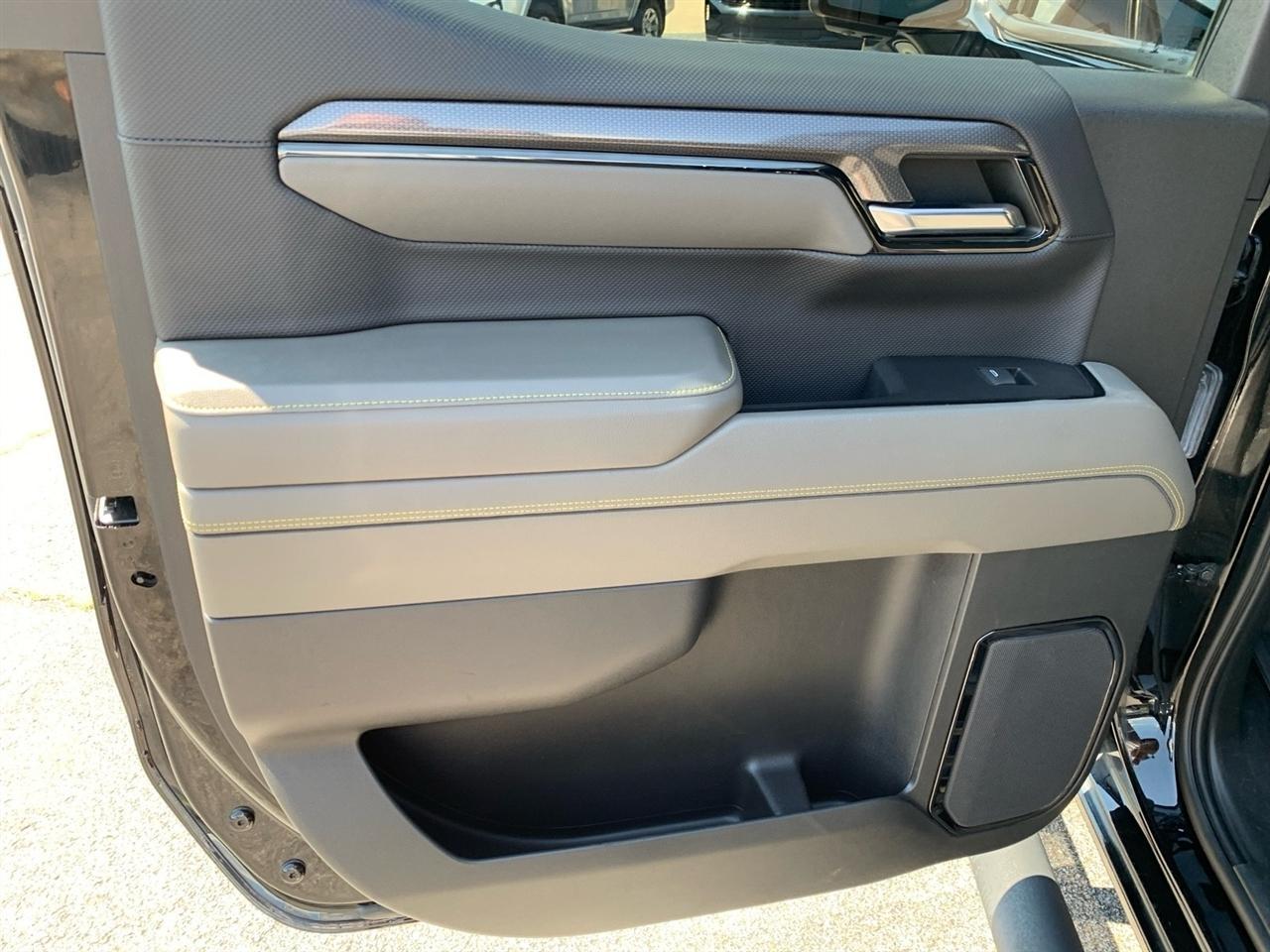 Chevrolet Silverado 1500  2024