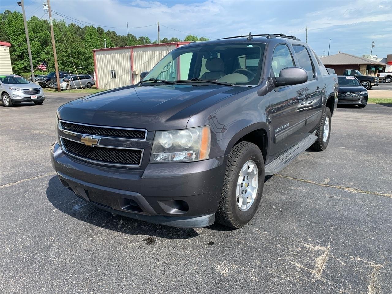 Chevrolet Avalanche  2011