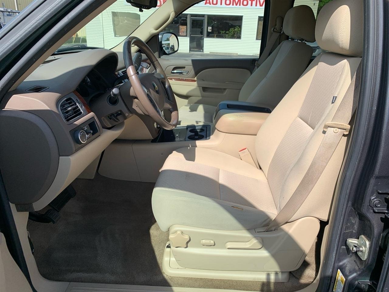 Chevrolet Avalanche  2011