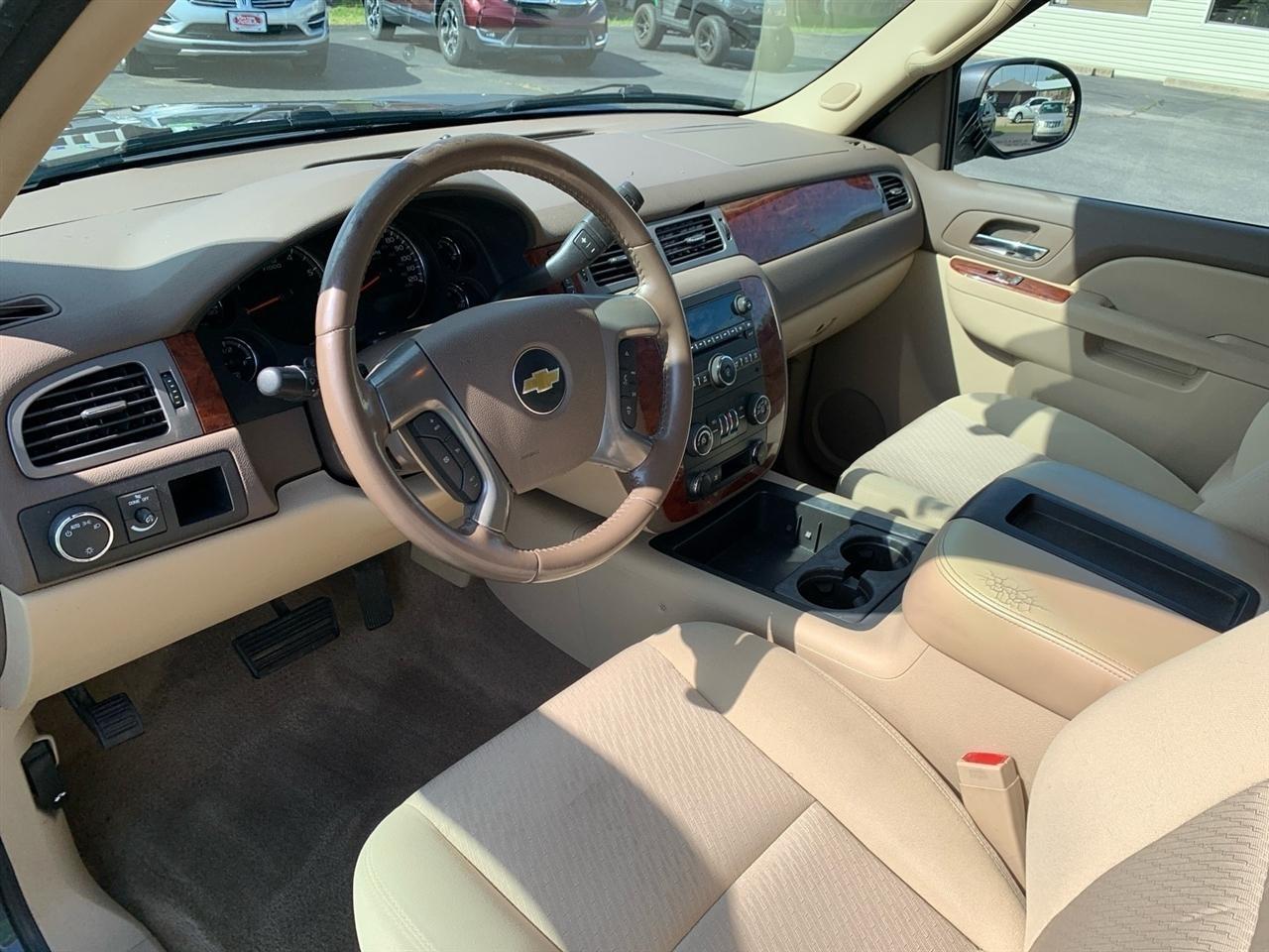 Chevrolet Avalanche  2011