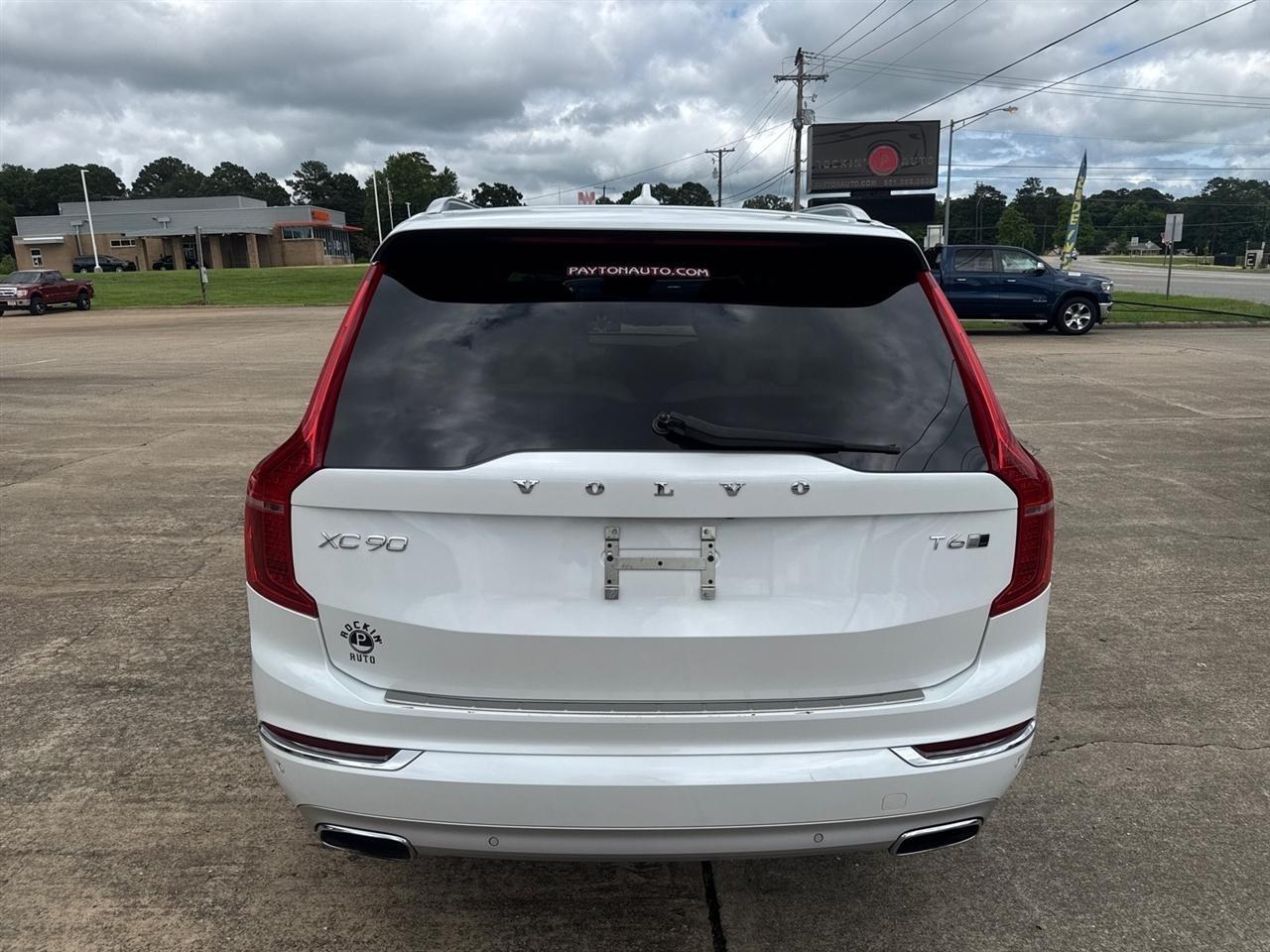 Volvo XC90  2018