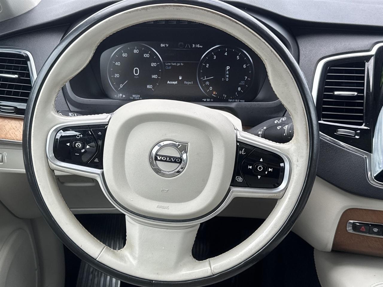 Volvo XC90  2018