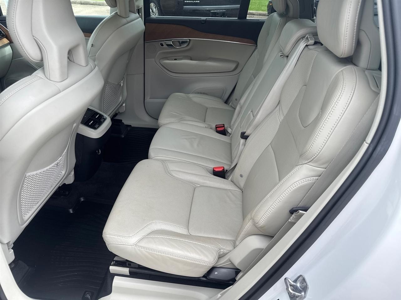 Volvo XC90  2018