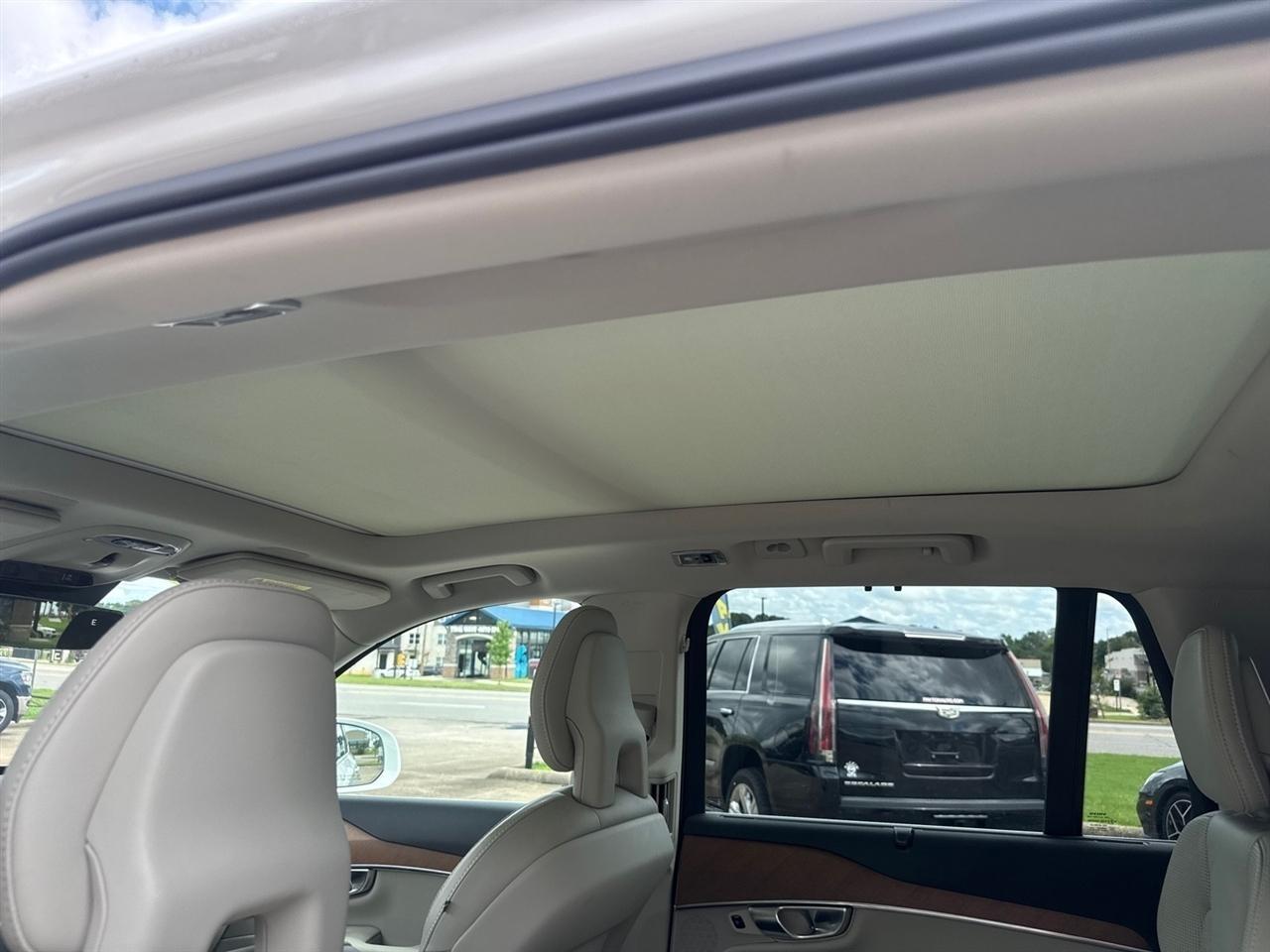 Volvo XC90  2018