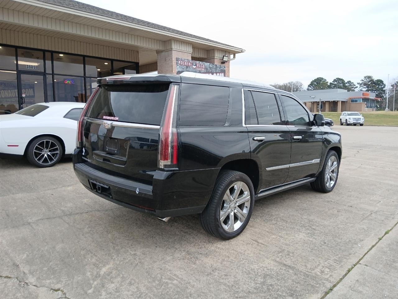 Cadillac Escalade  2017