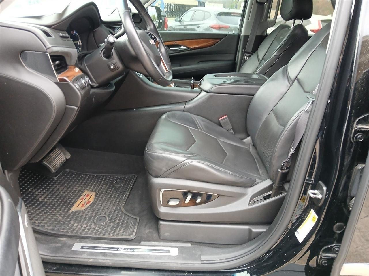 Cadillac Escalade  2017