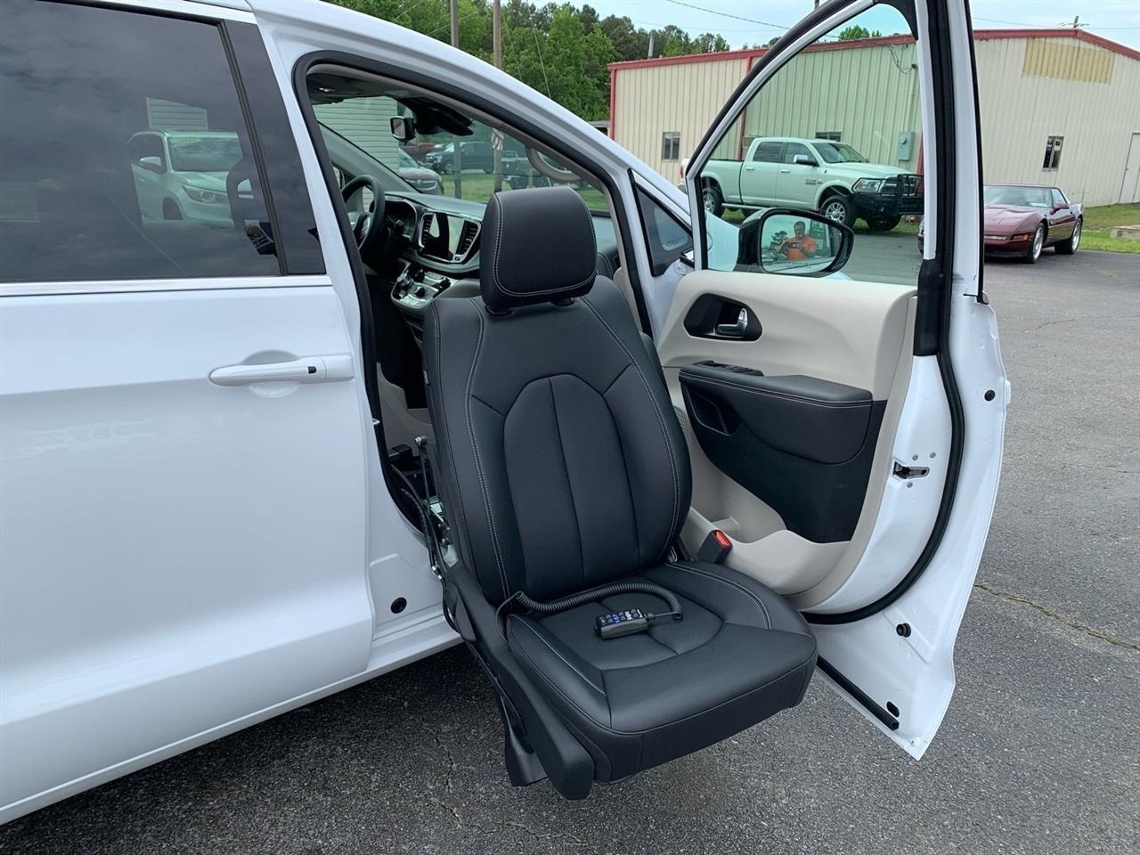 Chrysler Pacifica  2024