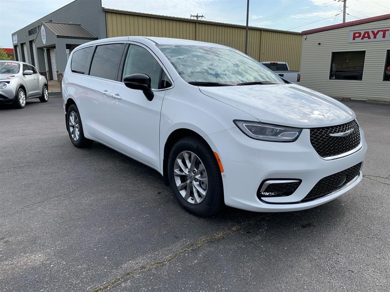 Chrysler Pacifica  2024