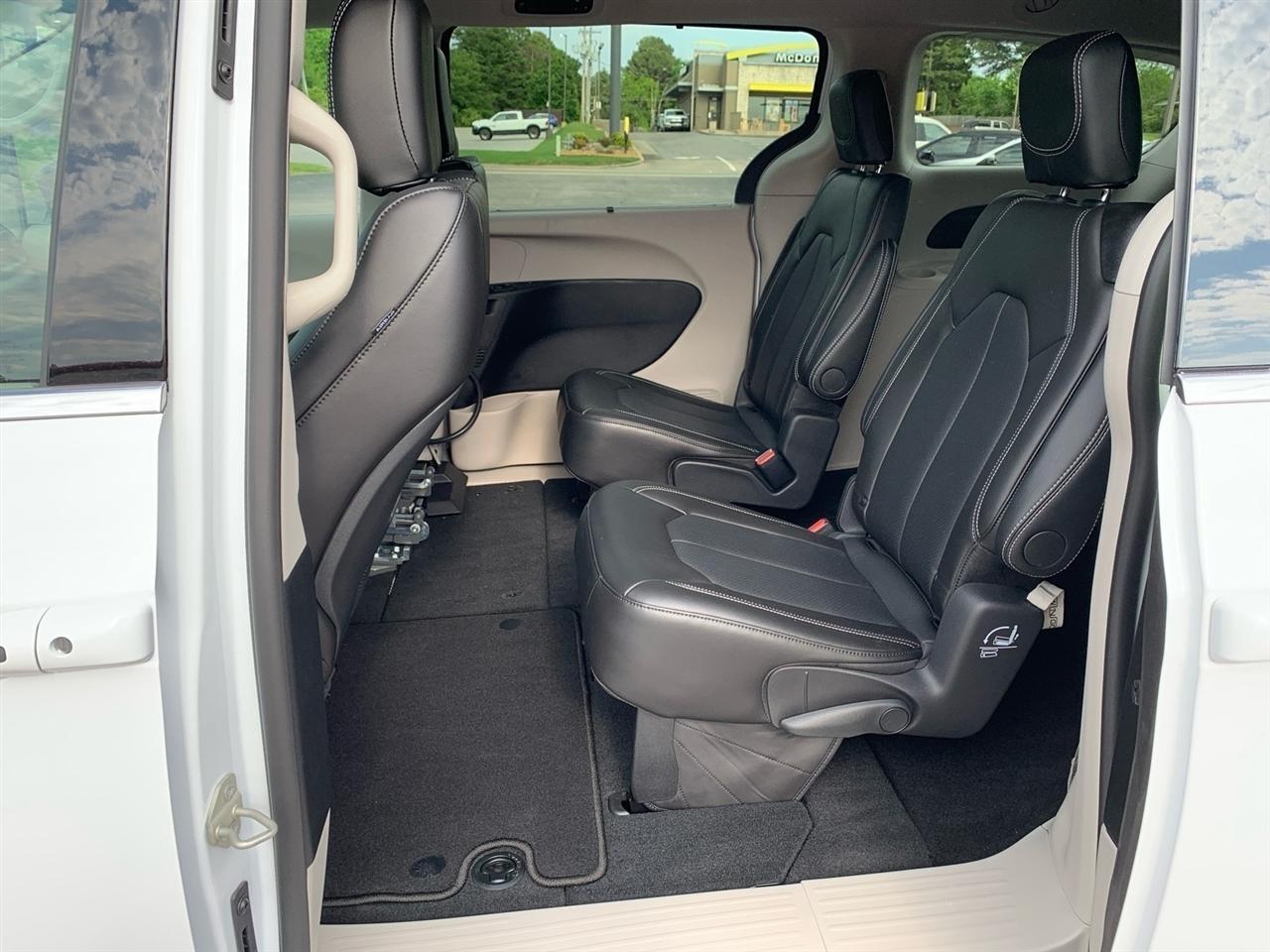 Chrysler Pacifica  2024