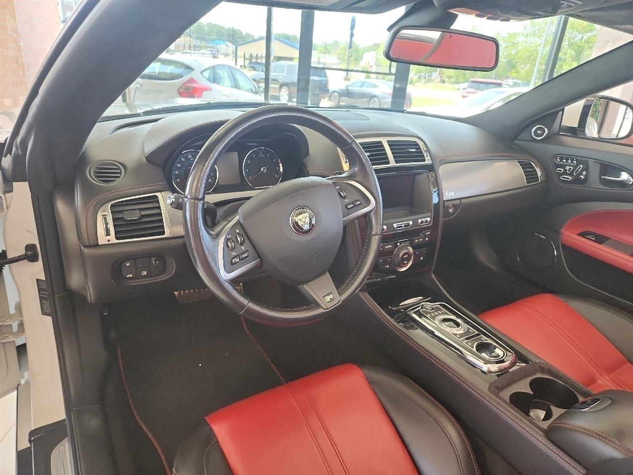Jaguar XK-Series  2015