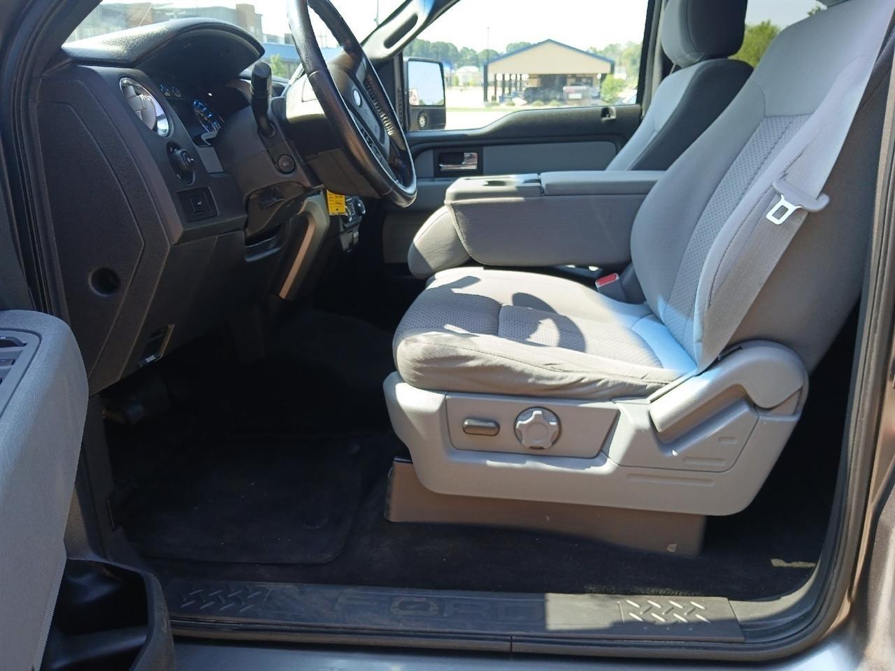 Ford F-150  2014