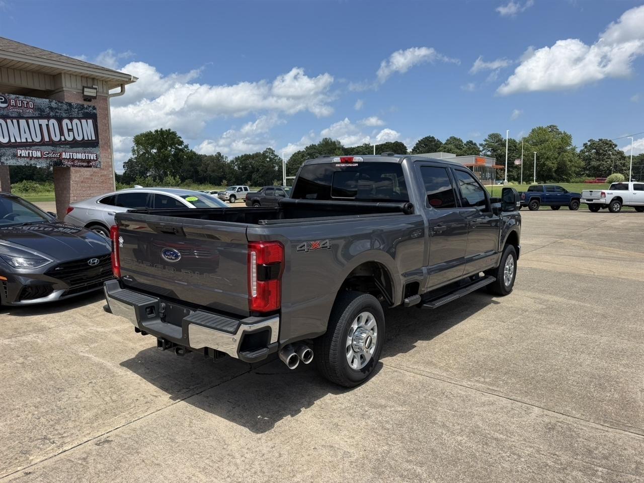 Ford F-350 SD  2023