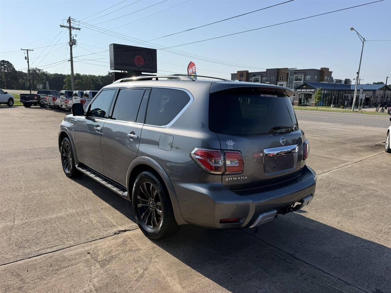 Nissan Armada  2018