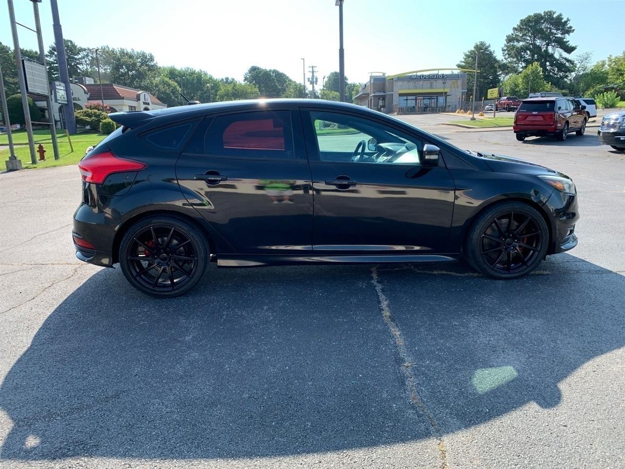 Ford Focus  2015