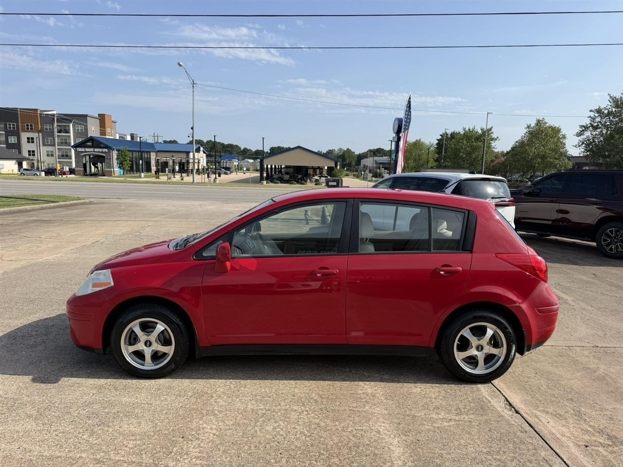 Nissan Versa  2007