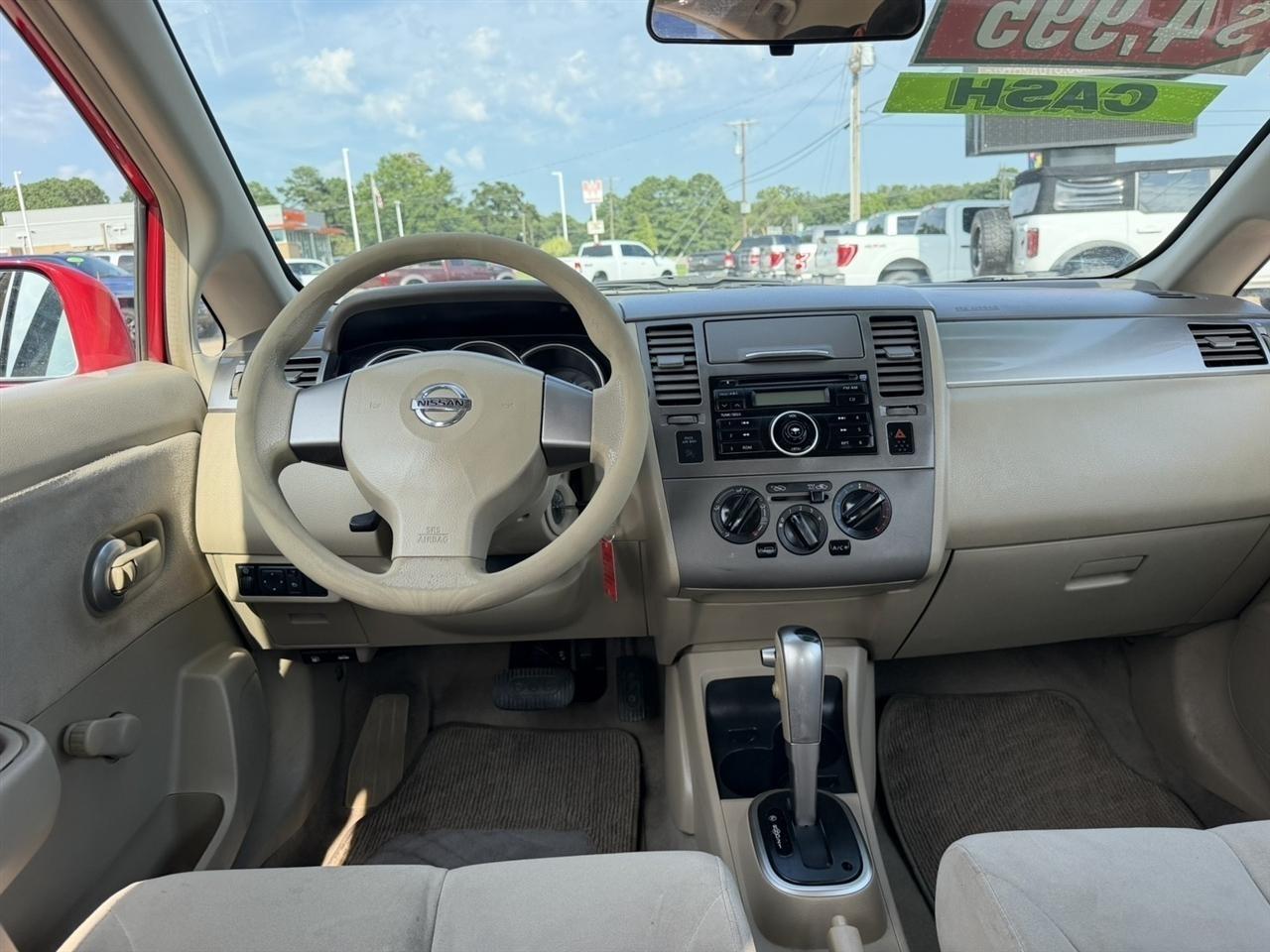 Nissan Versa  2007