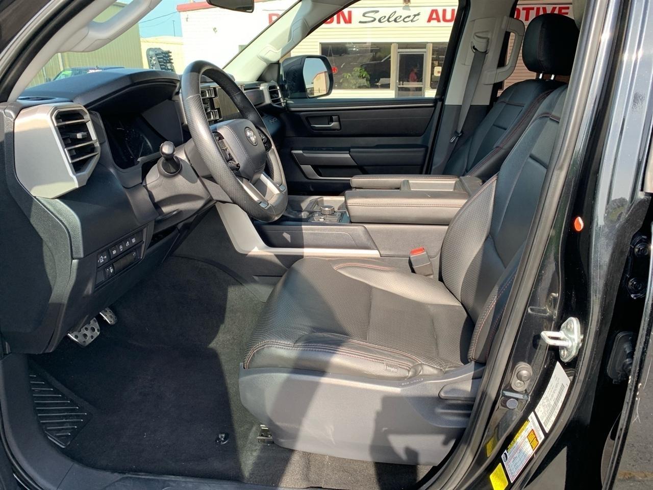 Toyota Tundra  2022