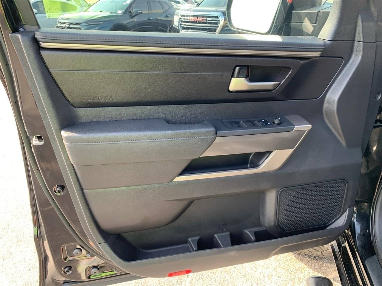 Toyota Tundra  2022