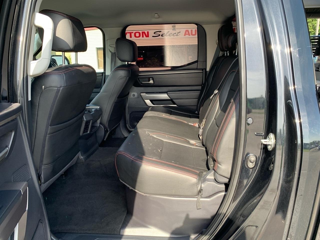 Toyota Tundra  2022