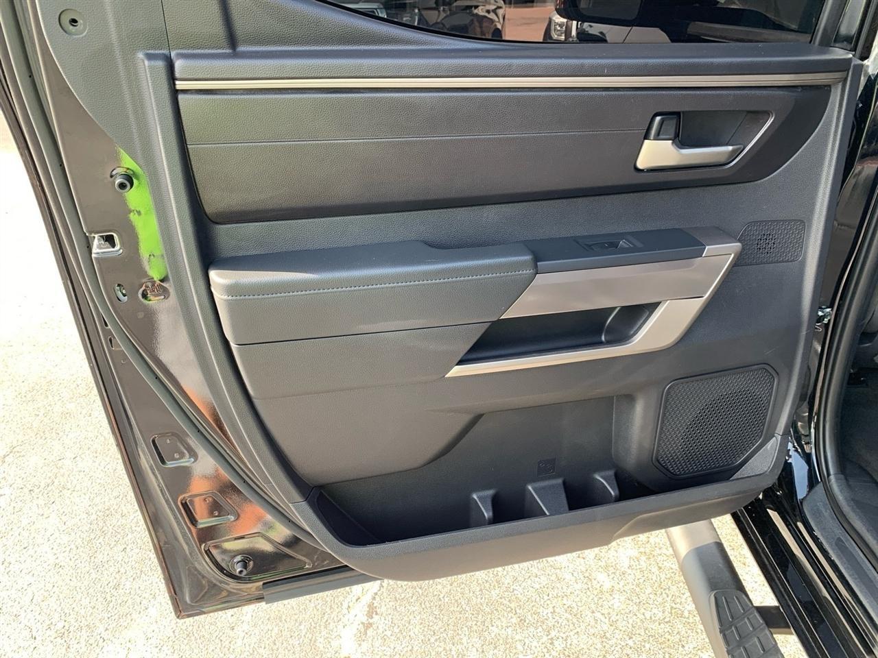 Toyota Tundra  2022