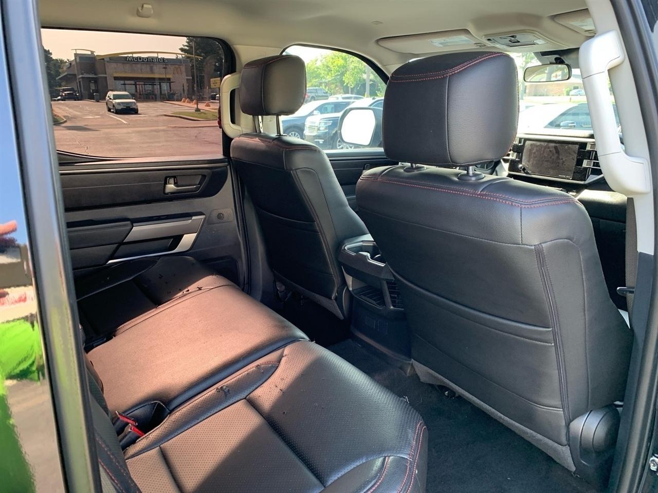 Toyota Tundra  2022