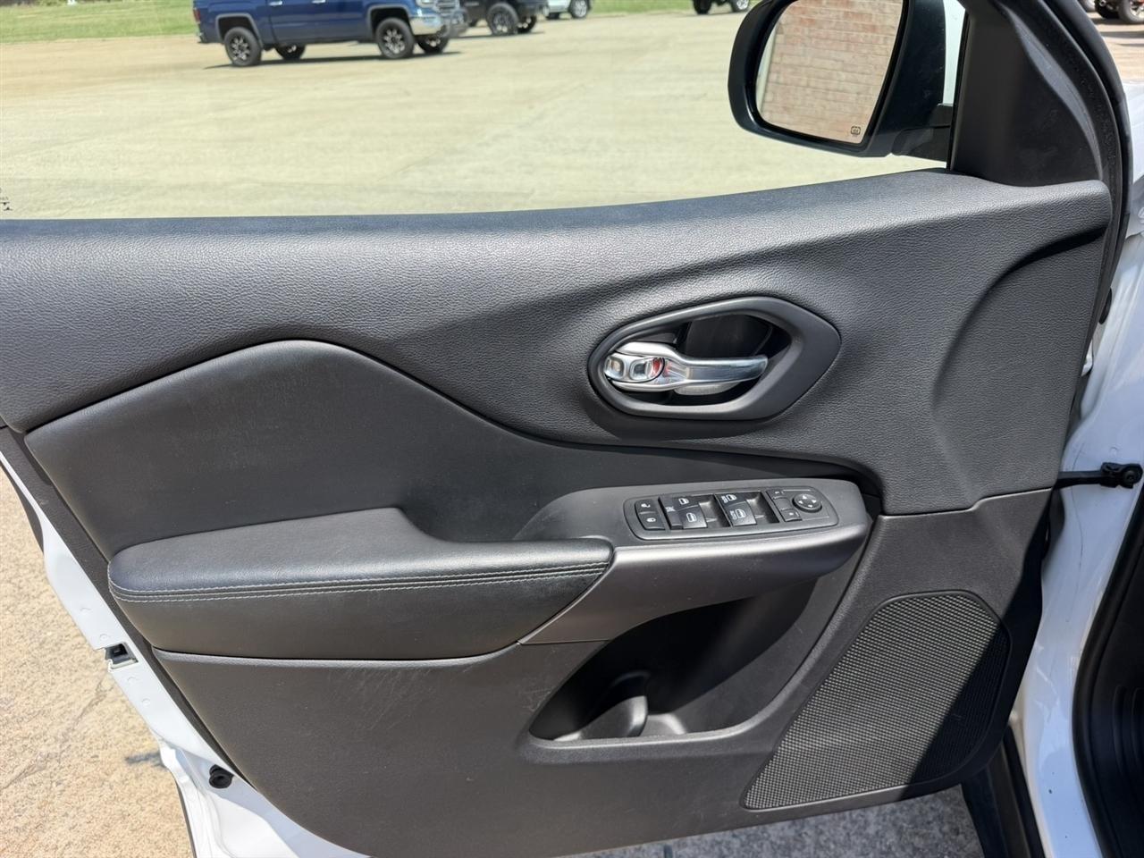 Jeep Cherokee  2019