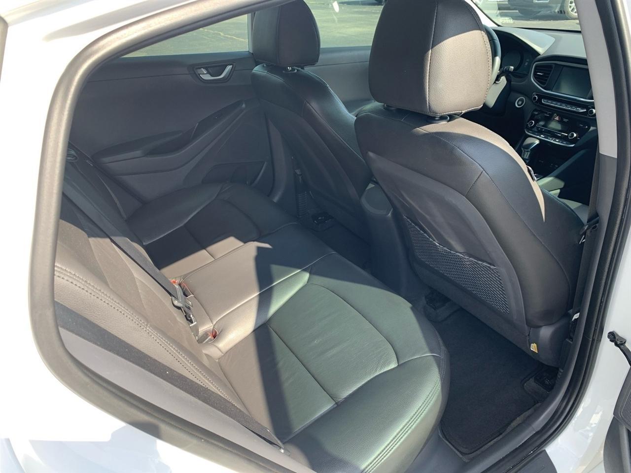 Hyundai Ioniq Hybrid  2017