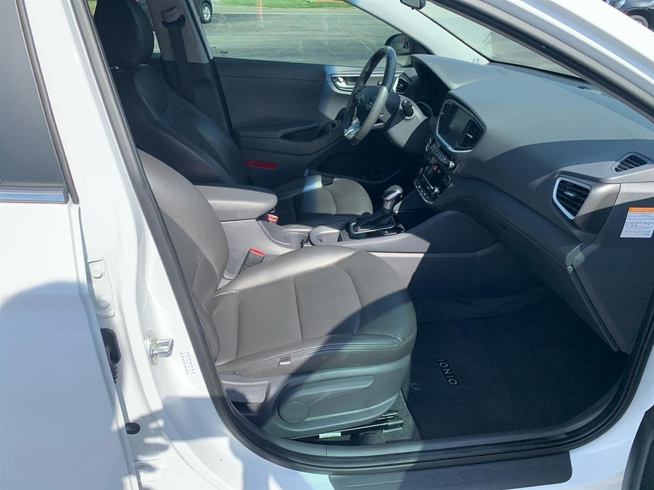 Hyundai Ioniq Hybrid  2017