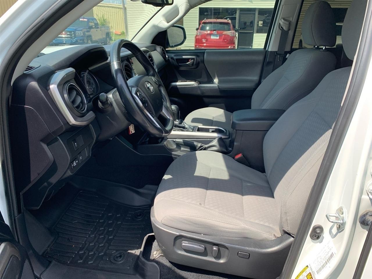 Toyota Tacoma  2021