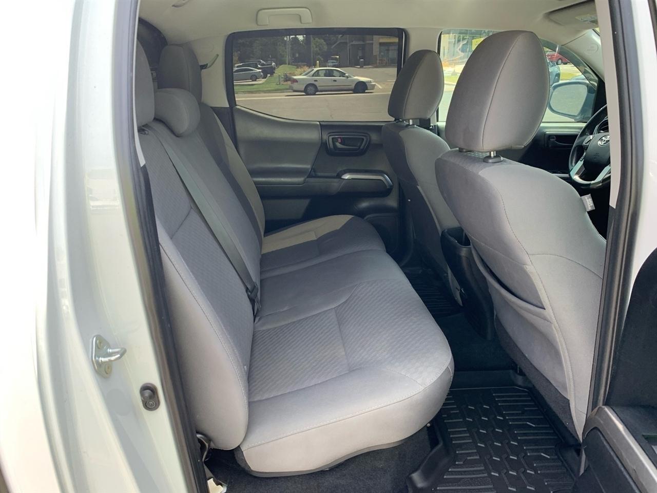 Toyota Tacoma  2021