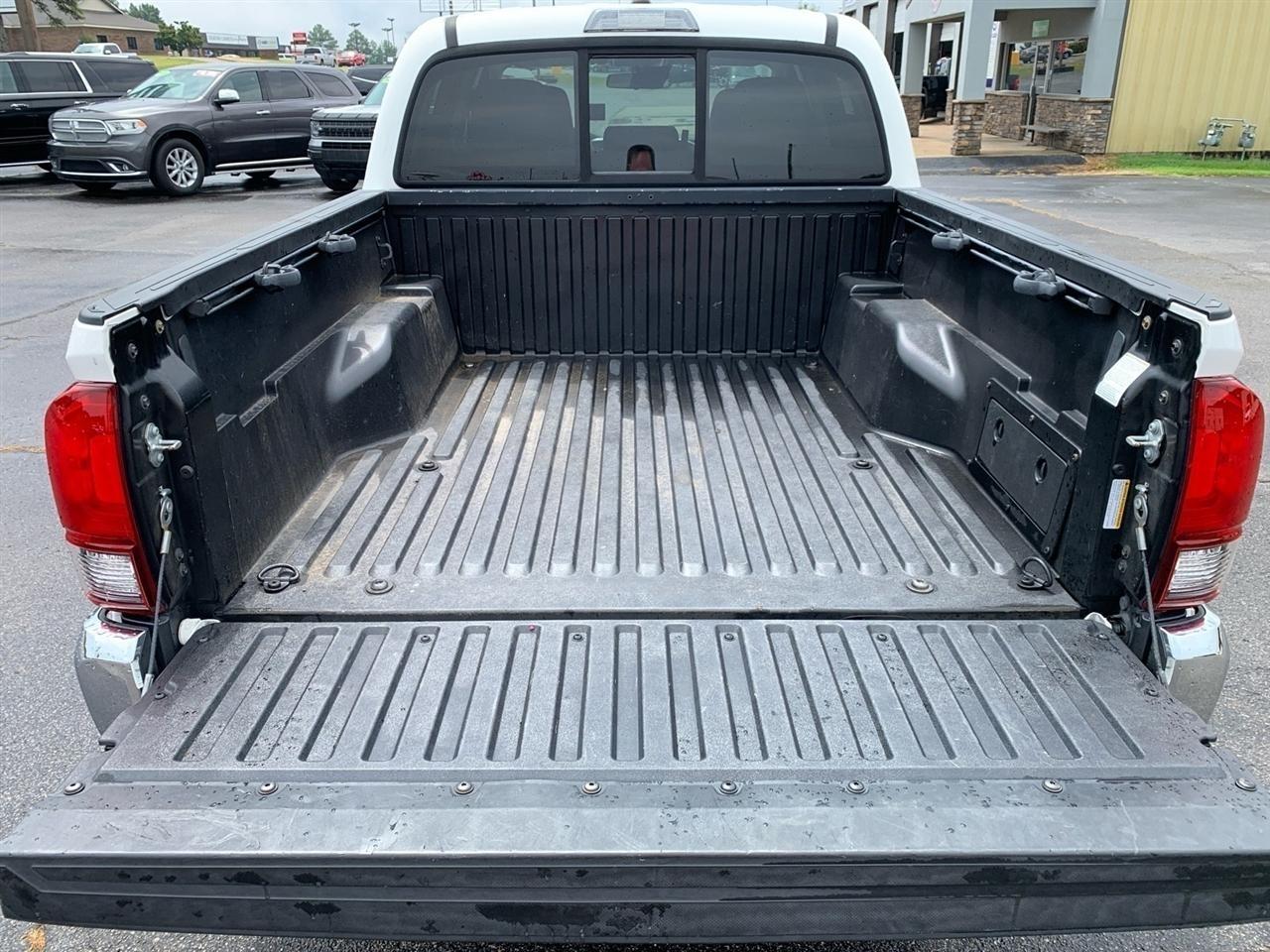 Toyota Tacoma  2021