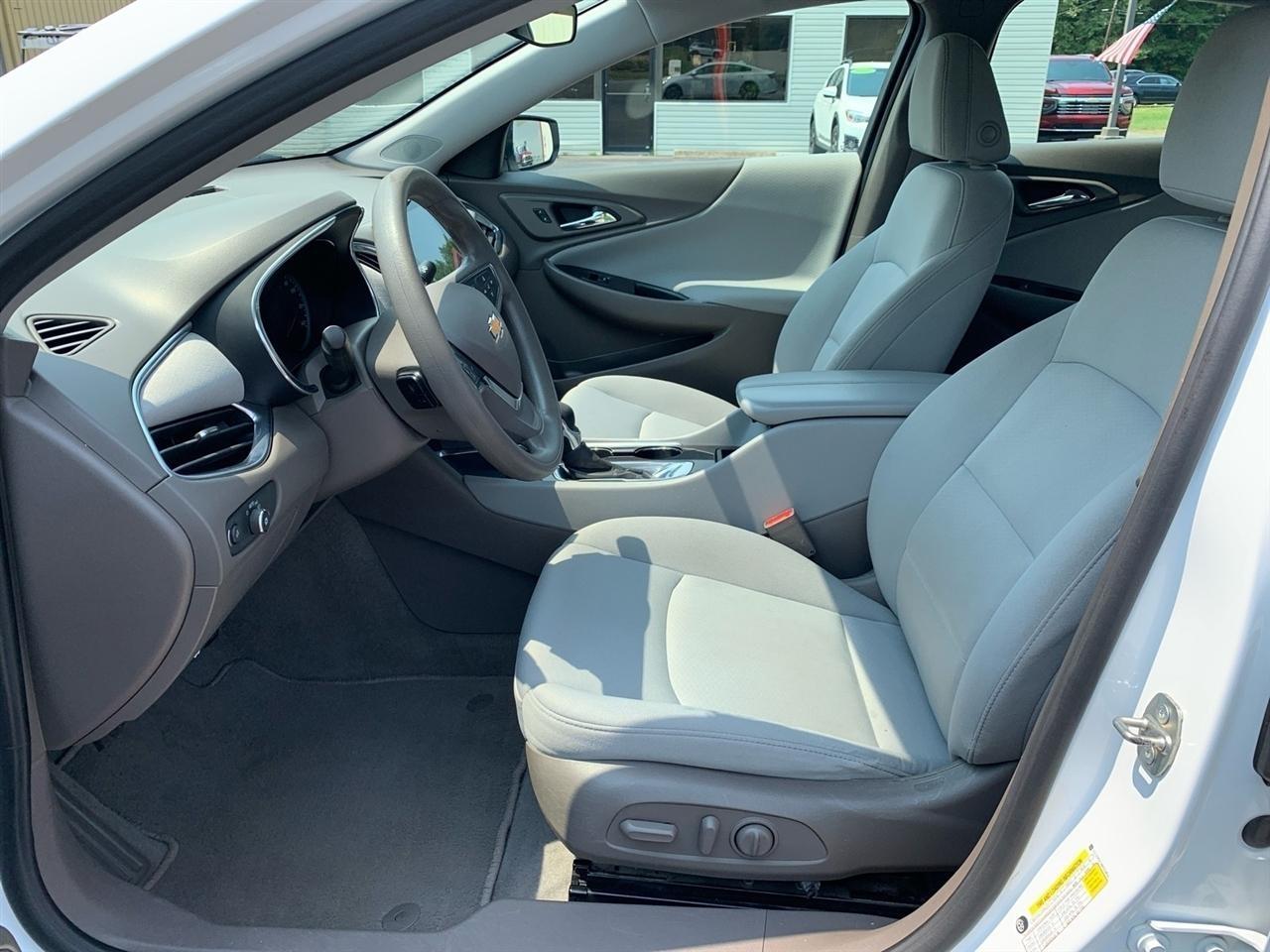 Chevrolet Malibu  2021