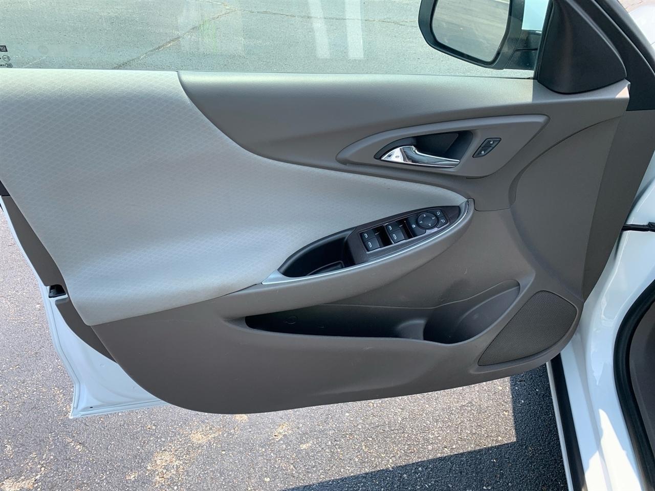 Chevrolet Malibu  2021