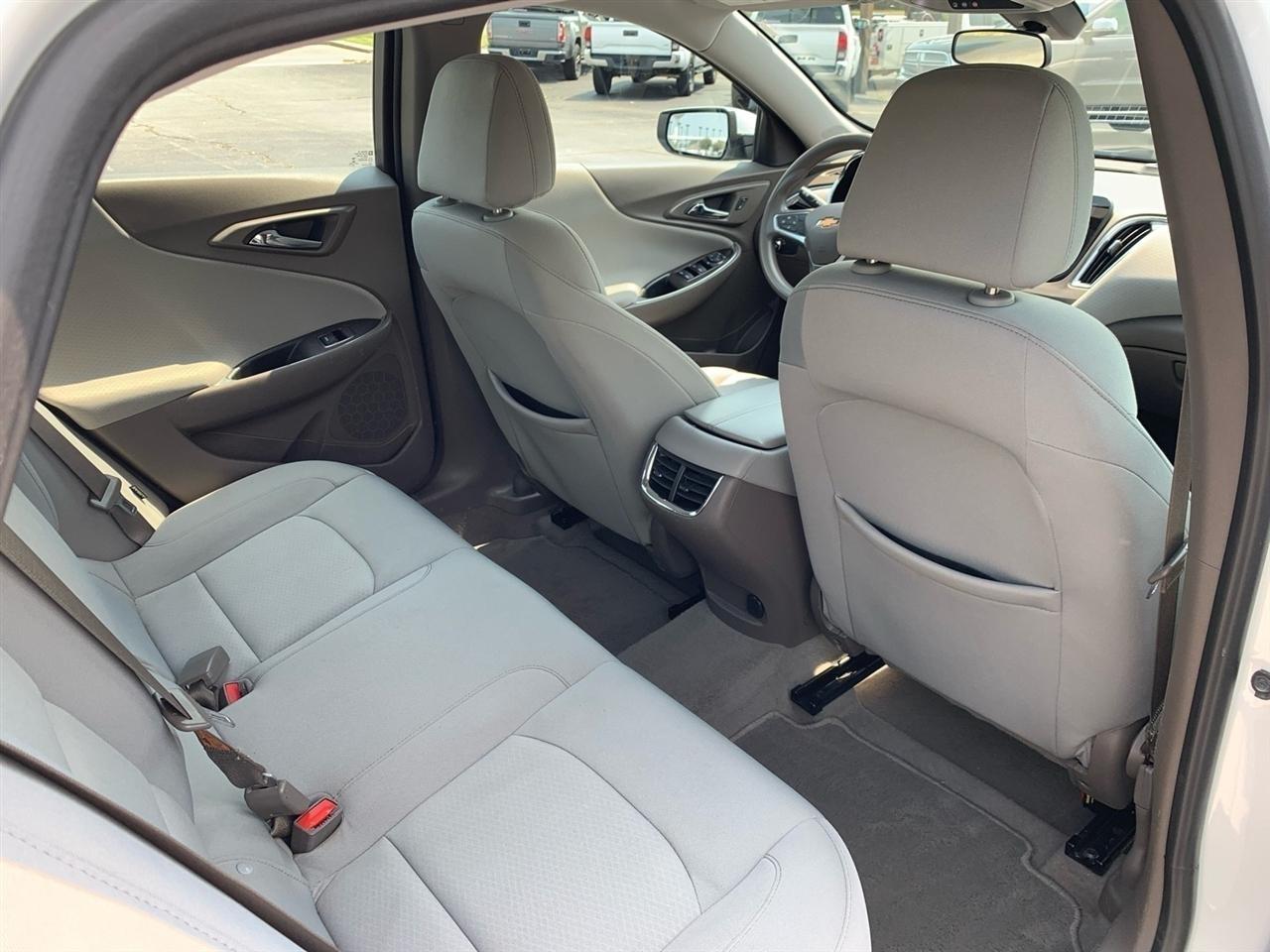 Chevrolet Malibu  2021