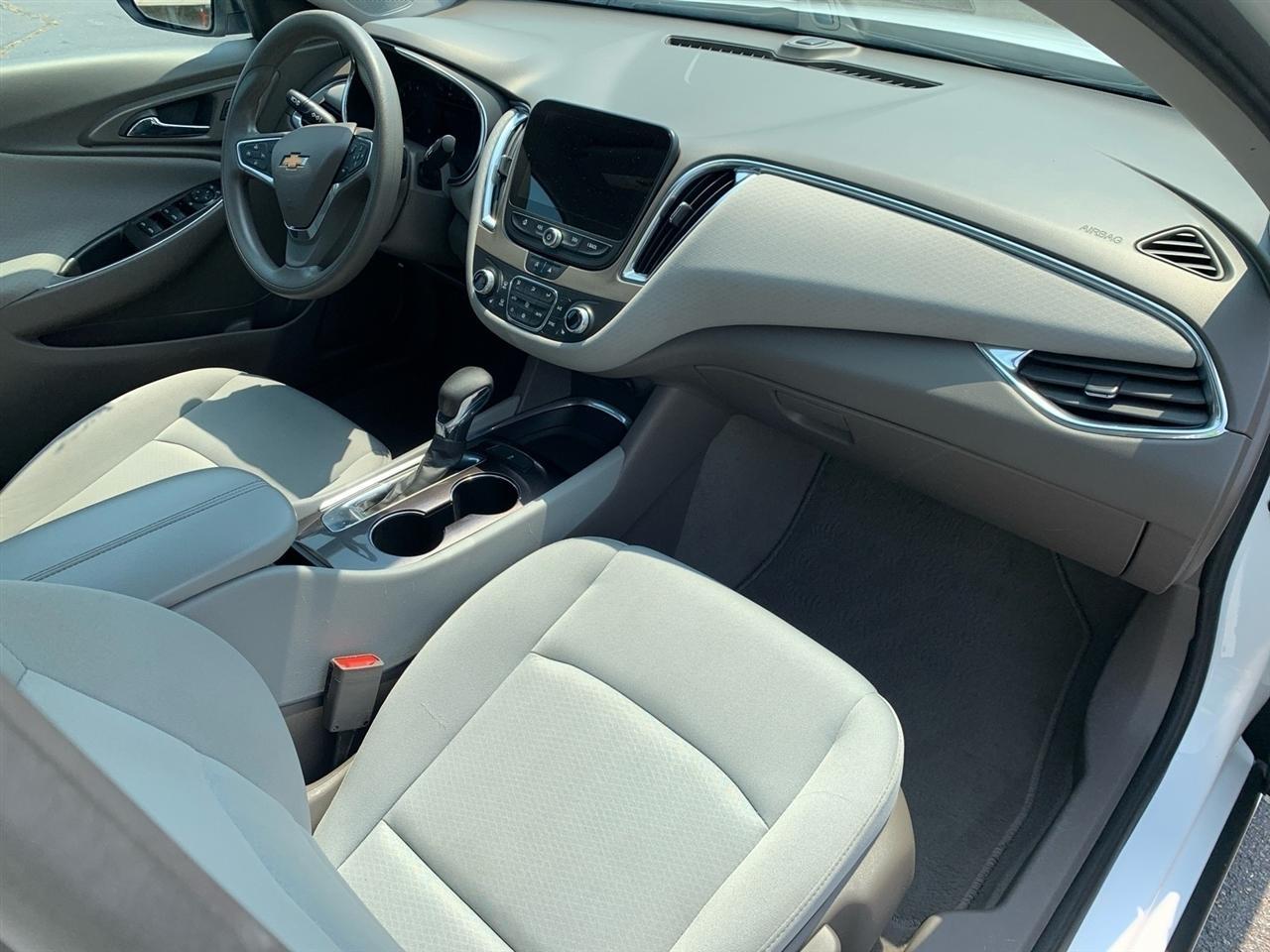 Chevrolet Malibu  2021