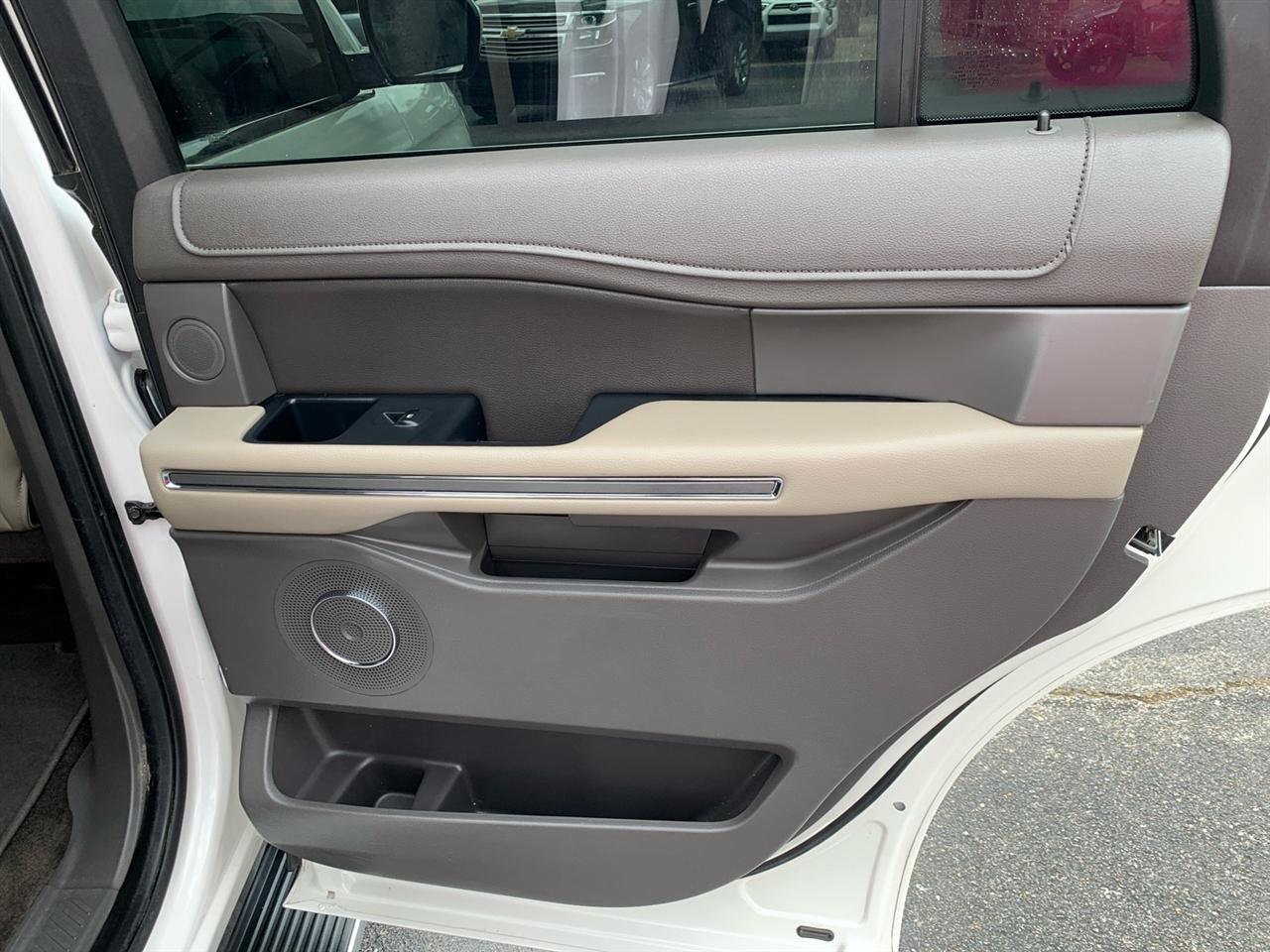 Ford Expedition  2018