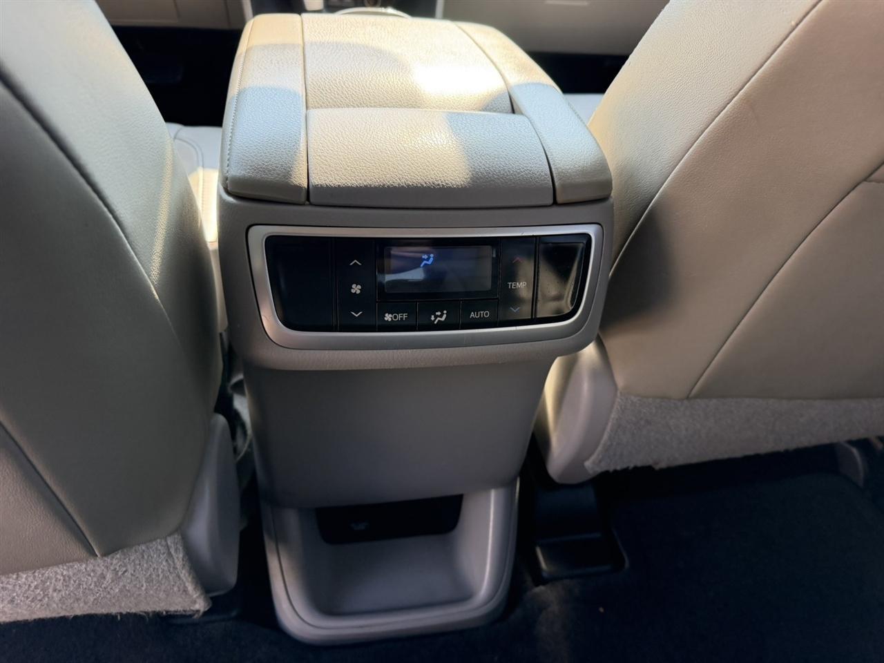 Toyota Highlander  2017
