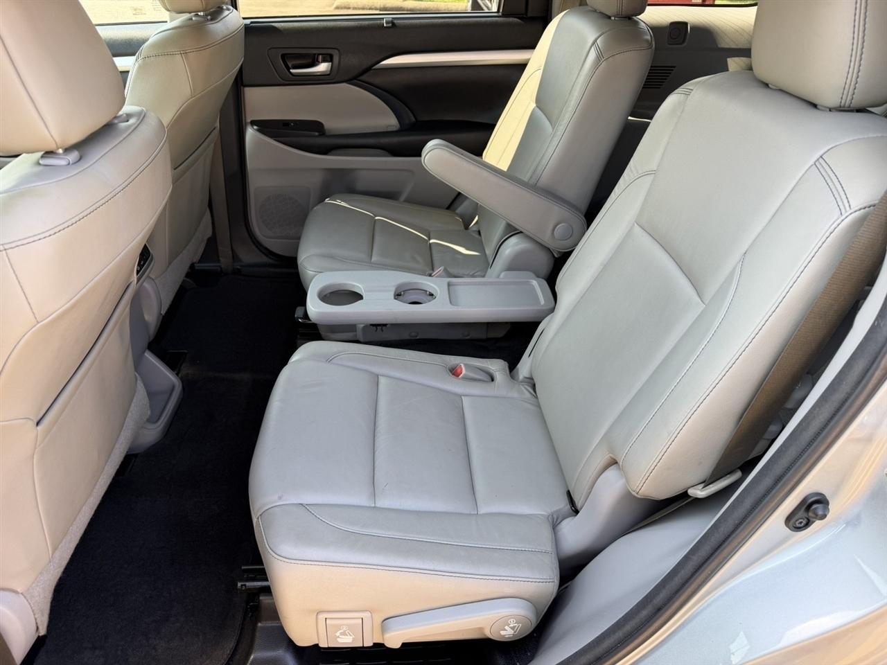 Toyota Highlander  2017