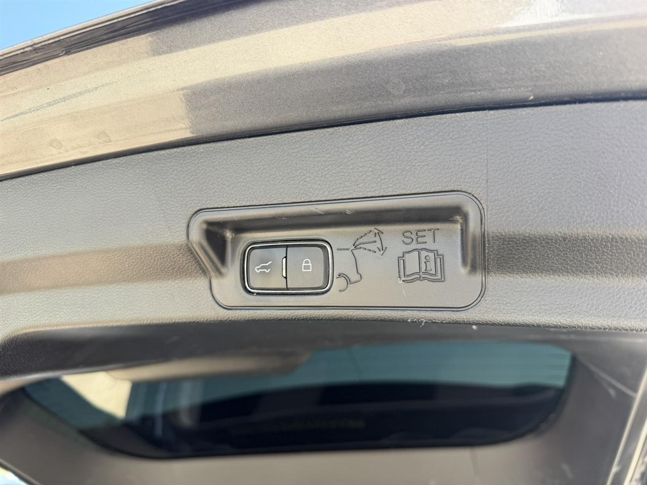 Ford Explorer  2021
