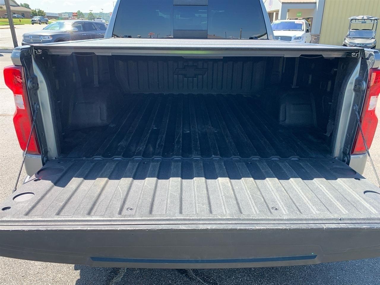 Chevrolet Silverado 1500  2021