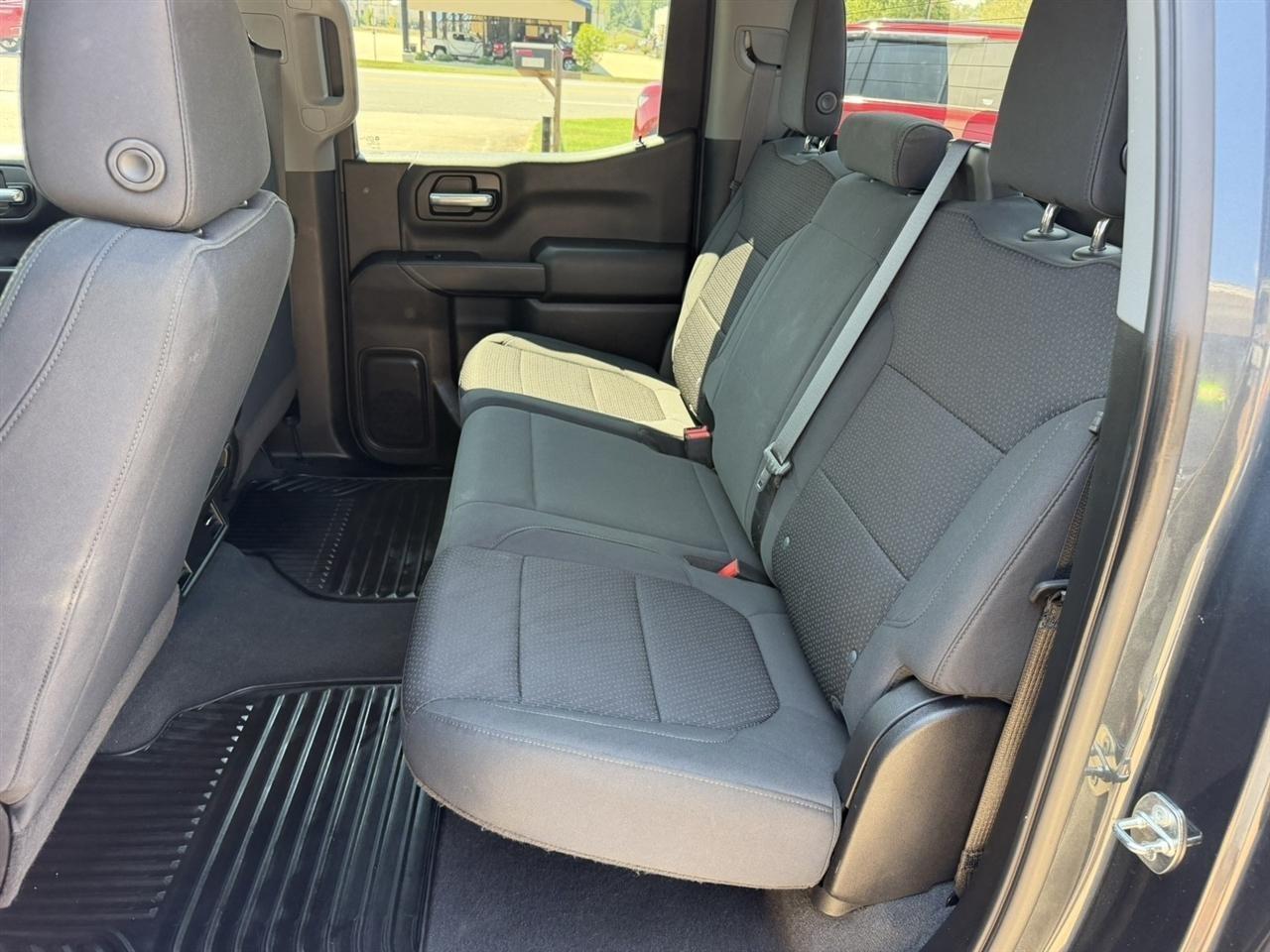 Chevrolet Silverado 1500  2021