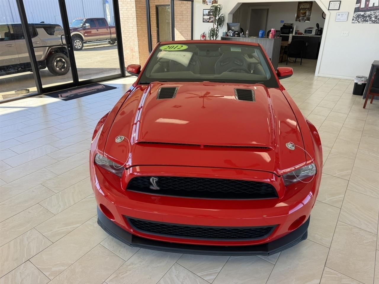 Ford Shelby GT500  2012